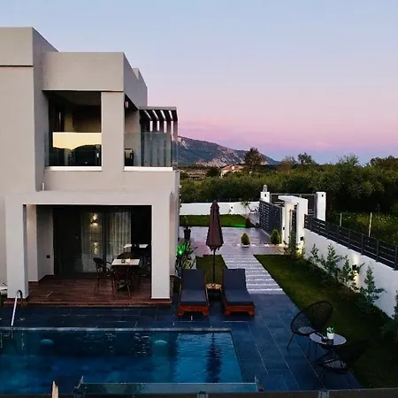 Mamica Luxury Βίλα *